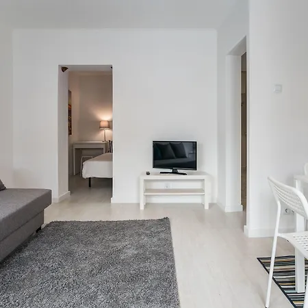 Santos Classic By Homing Апартаменты